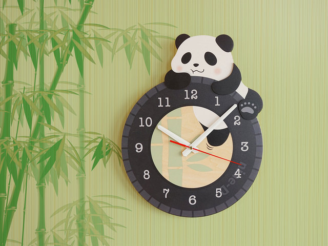 nine-D 赤ちゃんパンダのフニフニ時計
